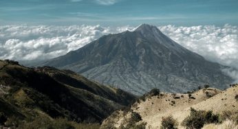 Menaklukkan Keindahan Gunung Merbabu: Petualangan Seru di Tengah Alam Indonesia